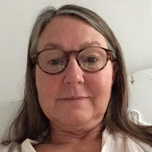 Meet your Posher, Leslie